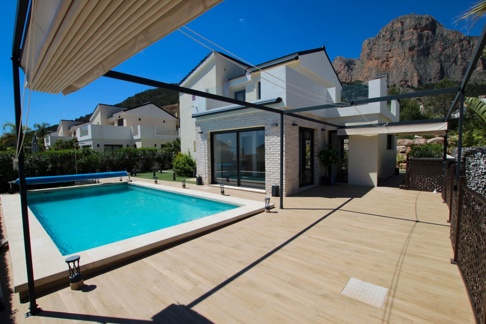 Villa à la vente à Polop