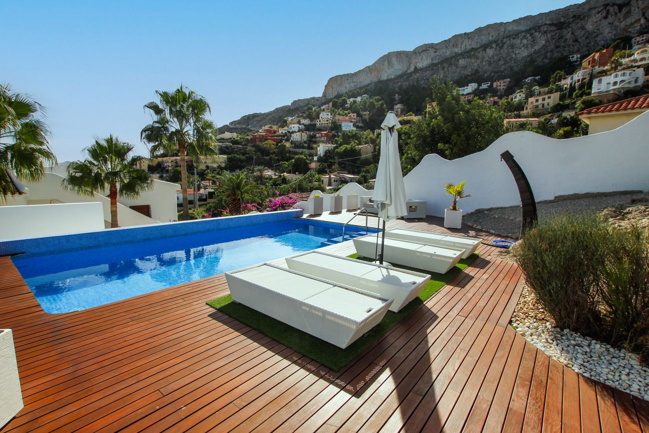 Villa with spectacular sea views