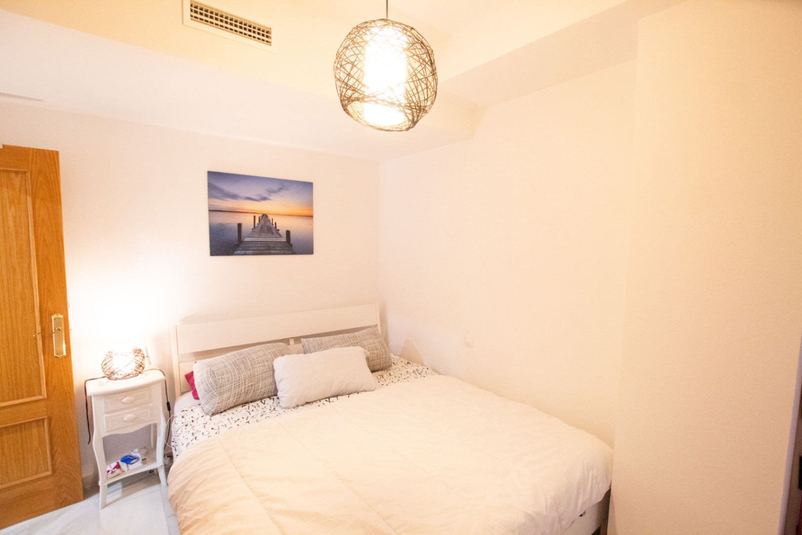 Calpe : Apartamento de 2 dormitorios con vistas laterales al mar