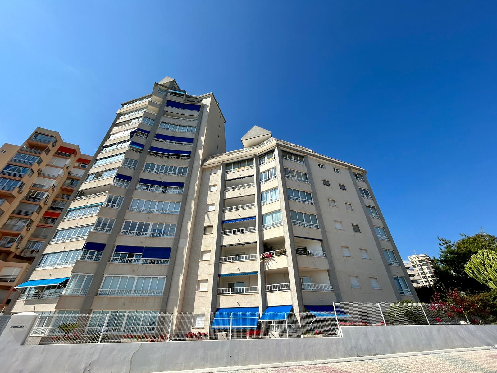 Calpe : Apartment 1st line with beautiful sea views