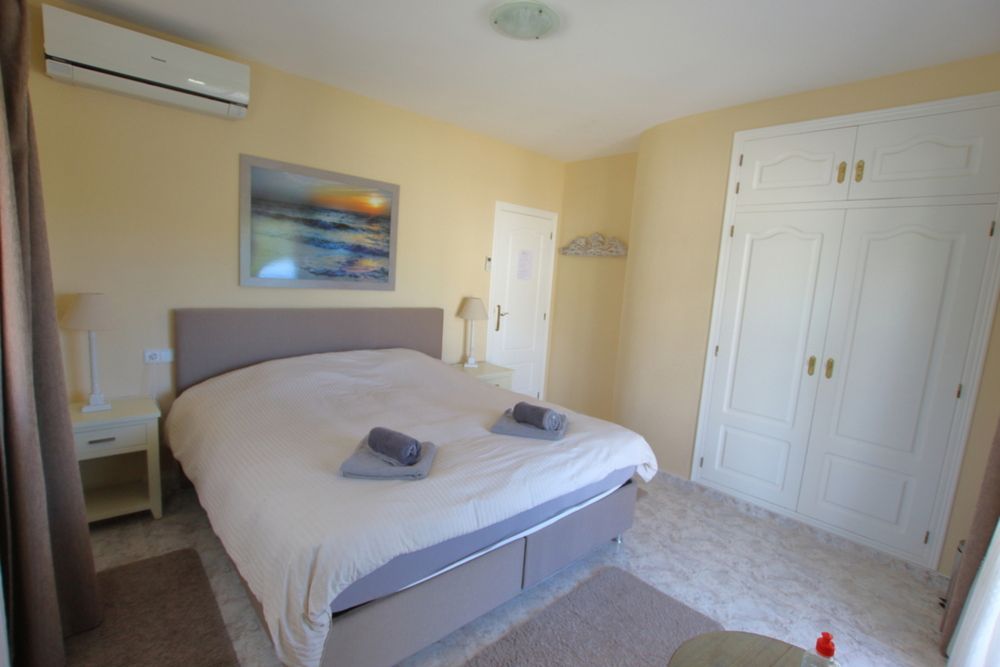 Calpe: 4 slaapkamer appartement met zeezicht
