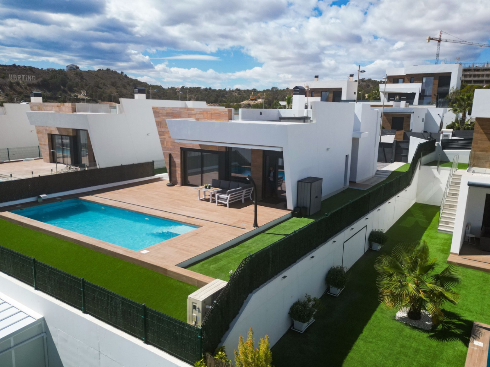 Finestrat: Villa de nueva construcción con piscina privada con una ubicación ideal