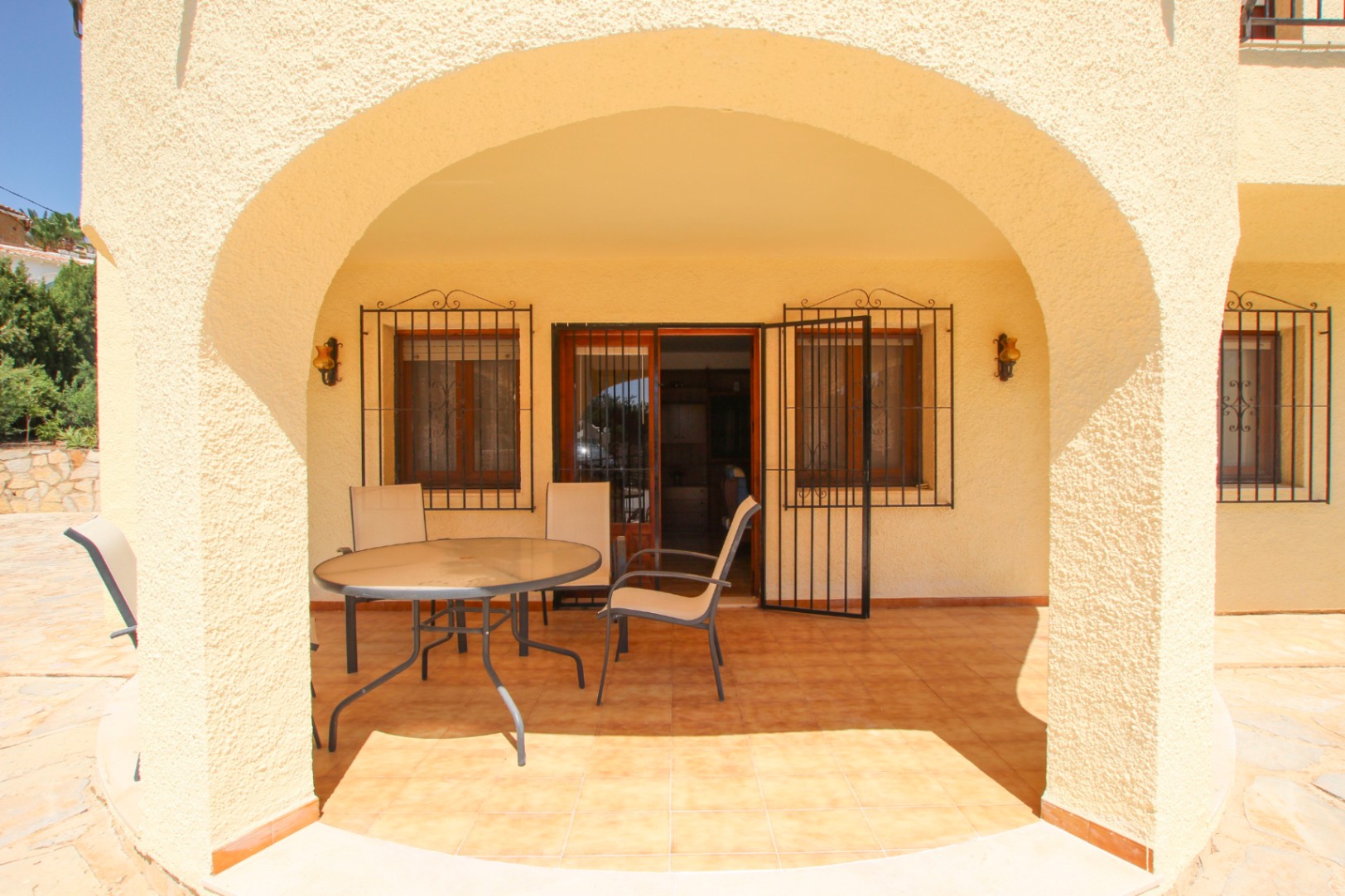 Calpe: Villa with a breathtaking view of the sea and Penon D'Ifach right by Puerto Blanco.