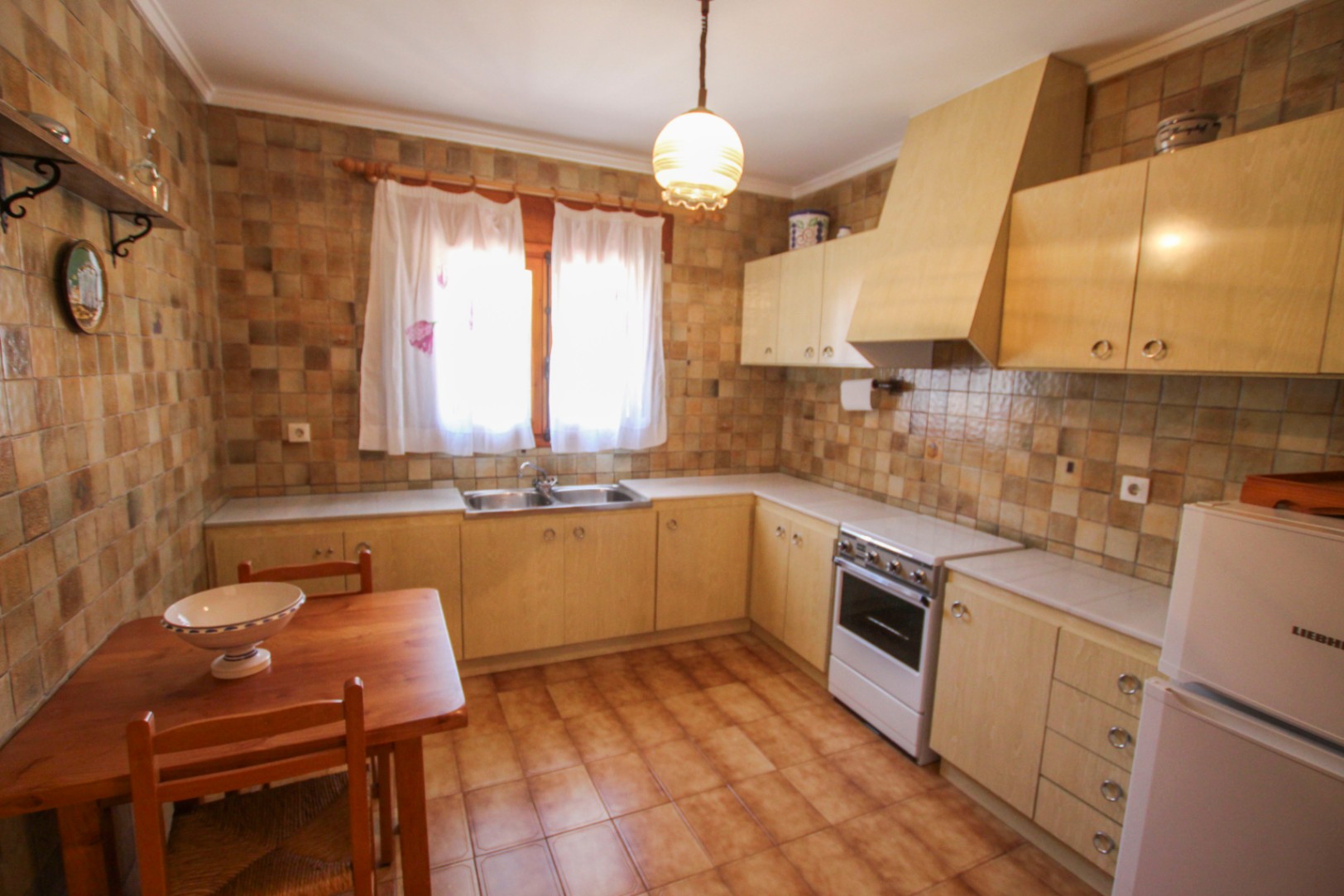 Calpe: Villa with a breathtaking view of the sea and Penon D'Ifach right by Puerto Blanco.