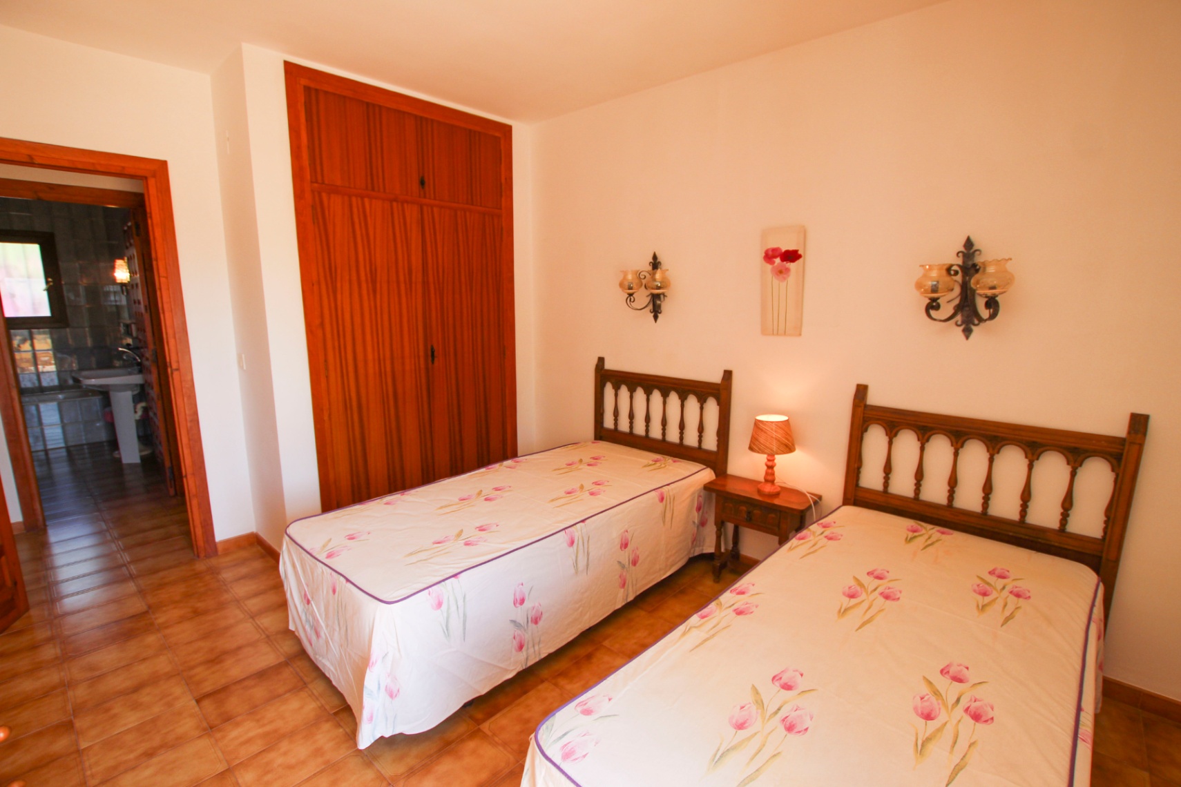 Calpe: Villa with a breathtaking view of the sea and Penon D'Ifach right by Puerto Blanco.