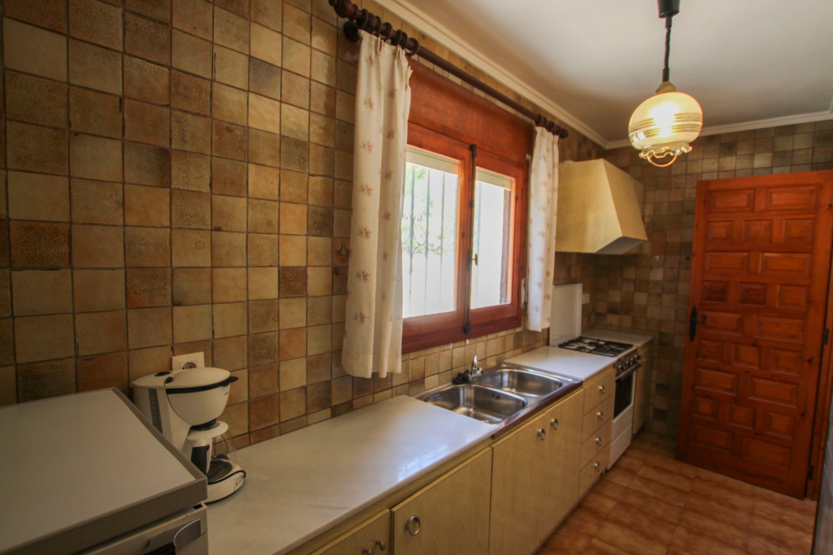 Calpe: Villa with a breathtaking view of the sea and Penon D'Ifach right by Puerto Blanco.