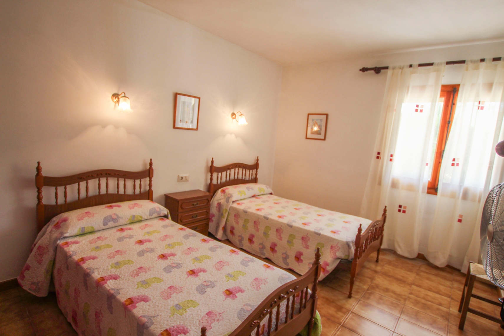 Calpe: Villa with a breathtaking view of the sea and Penon D'Ifach right by Puerto Blanco.